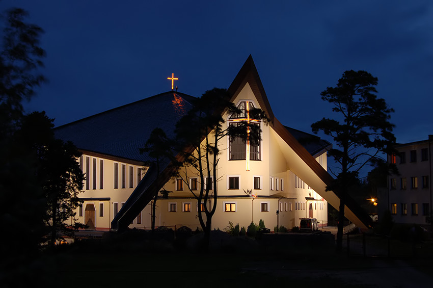 Kościół w Jastrzębiej Górze.