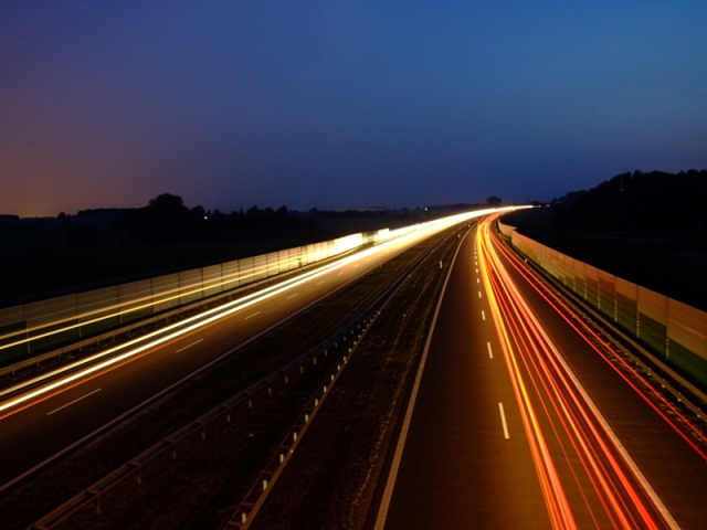 Autostrada nocą