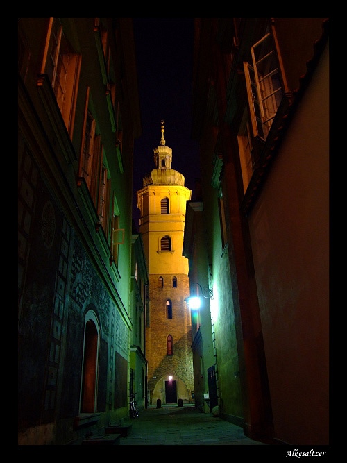 Warsaw by night