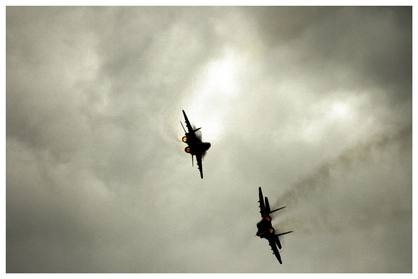 Mig-29 vs. MiG-29