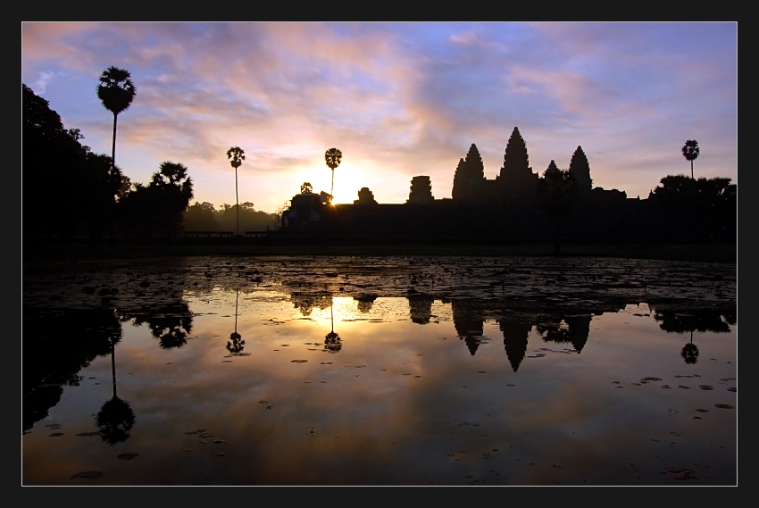 Wschód Słońca nad Angkor Wat