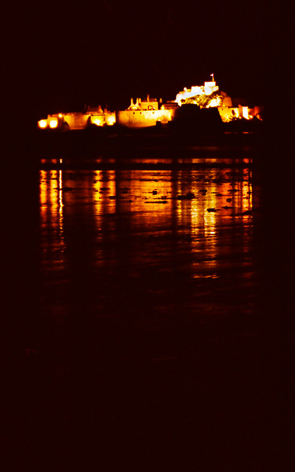 elizabeth Castle, Jersey, Nikon F80, Nikkor 105mm, F27, 30sec, superia reala, skaner CanonScan 9950F