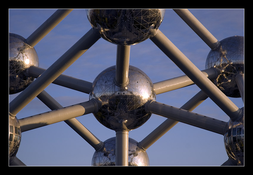 Atomium I