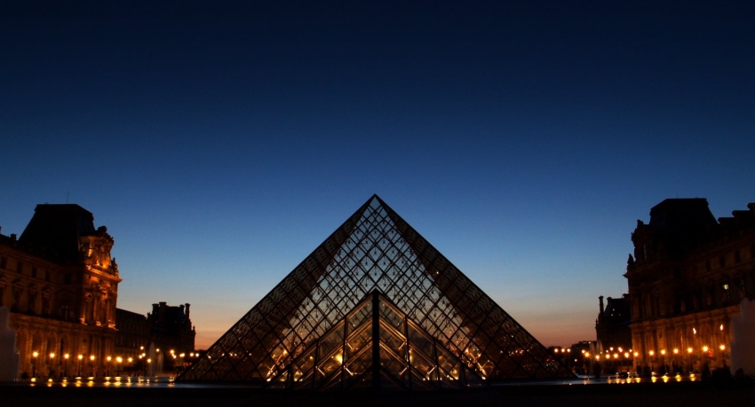 Les pyramides de Louvre