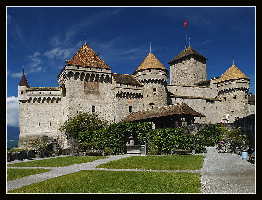 Chillon od frontu.