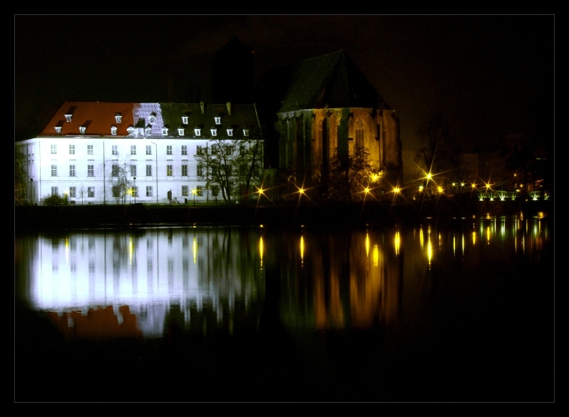 Wrocławski Ostrów Tumski nocą 2..