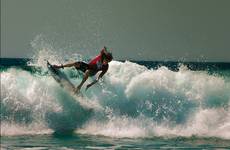 surfing w Puerto Escondido