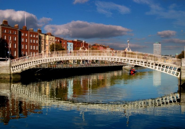 Ha\\\'Penny Bridge