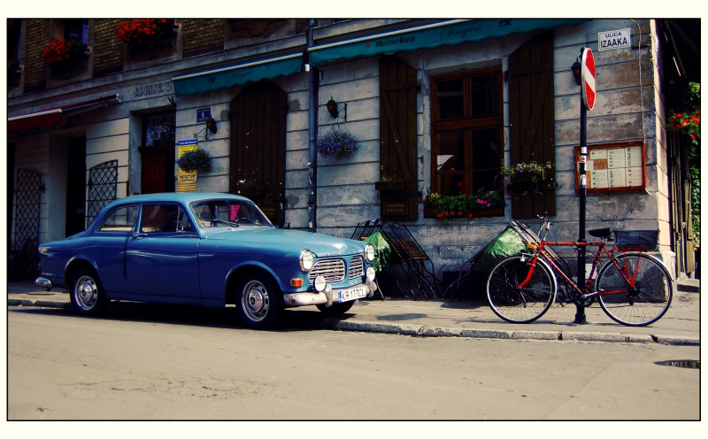 VOLVO Amazon