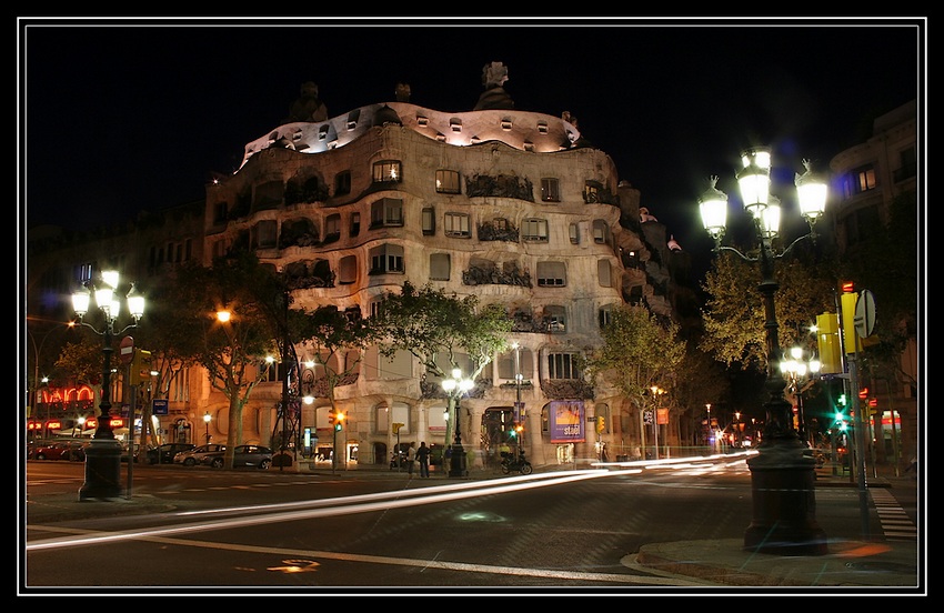 budowle pana Antoniego cz. 4, czyli Casa Mila