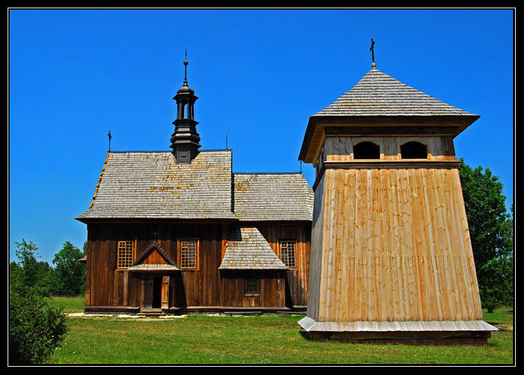 Kościół p.w. Matki Bożej Pocieszenia z Rogowa, wzniesiony w 1761r.