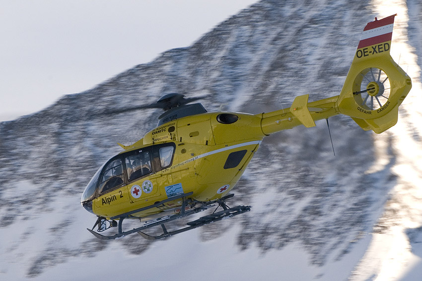 EC135