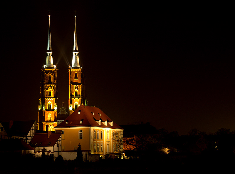 Wrocław by night