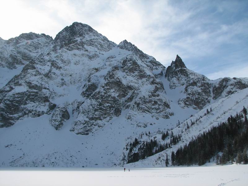 Morskie Oko zimą