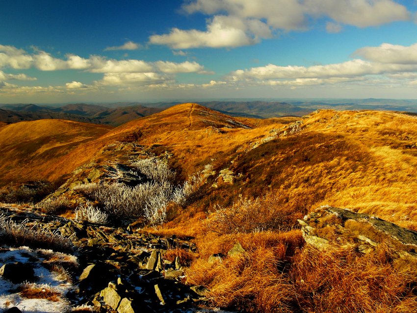 ...bieszczady październikową porą...