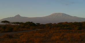 Kilimanjaro o wschodzie