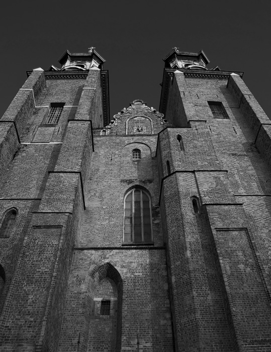 cathedral b&w