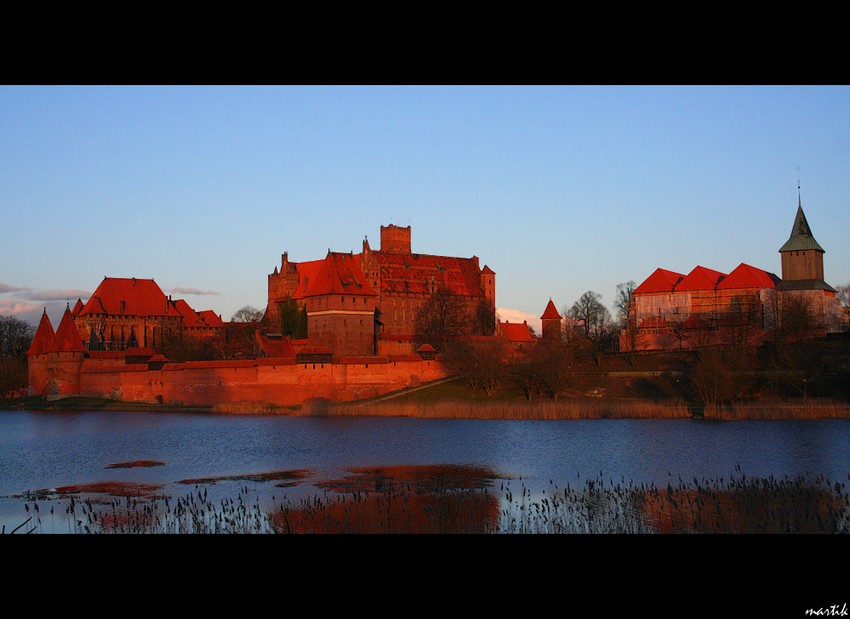 Słońce od wieków zachodzi tak samo