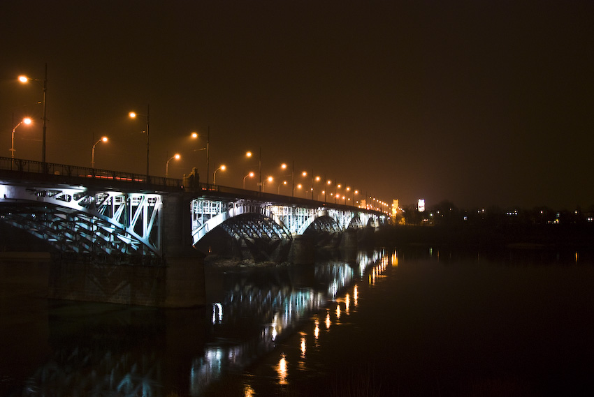 Warszawa nocą