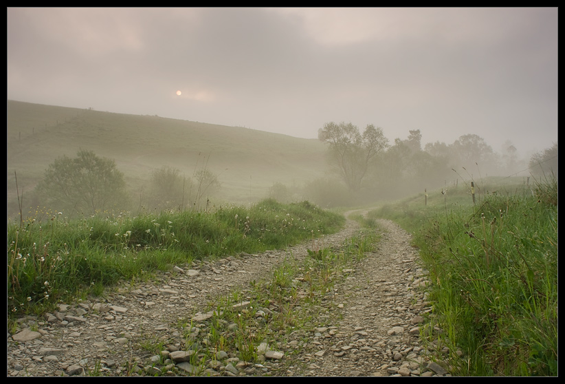 Beskid Niski. Poranek.