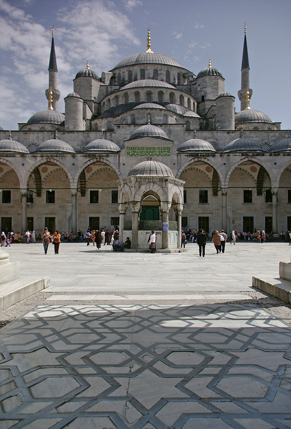 Sultanahmet Camii (Blue Mosque)