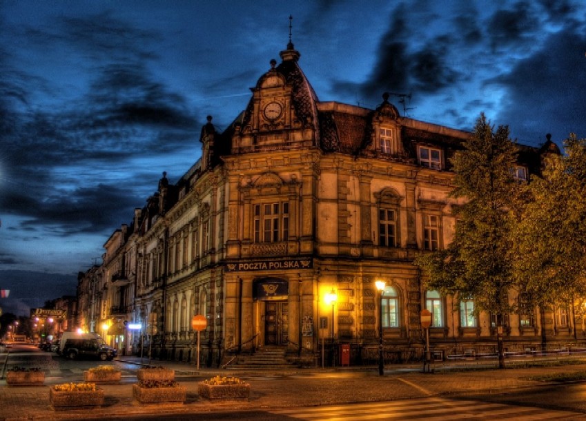 Leszno nocą