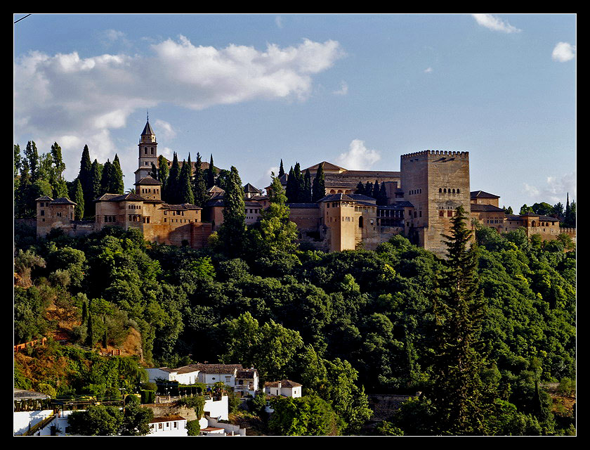 Alhambra w Granadzie .