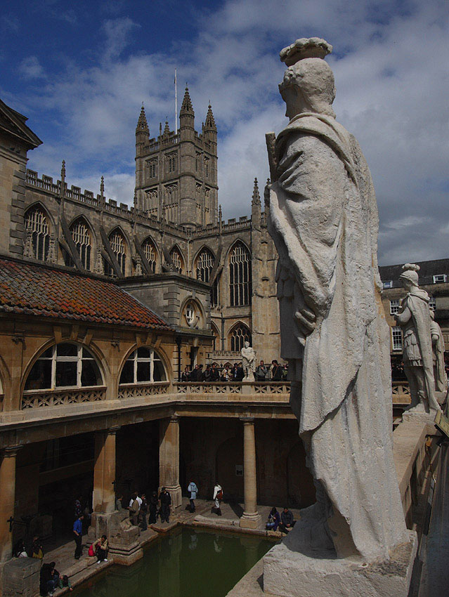 starożytne łaźnie rzymskie w Bath (Anglia)