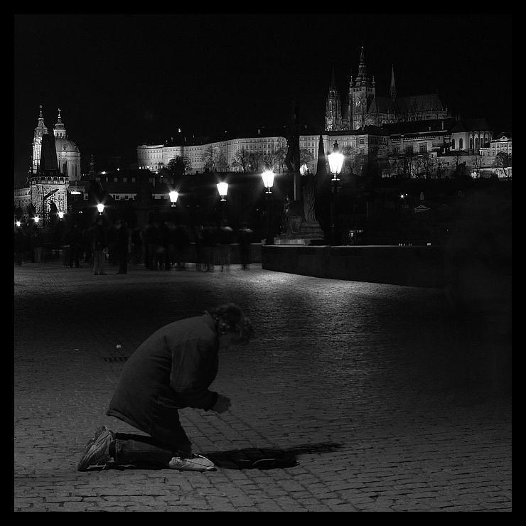 Karlův most i Hradčany.