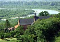 Sandomierz leży nad Wisłą...