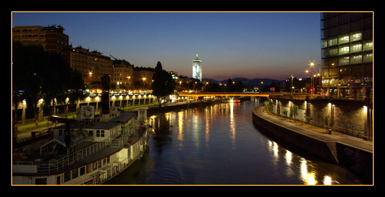 VIenna after working hours - Sunset