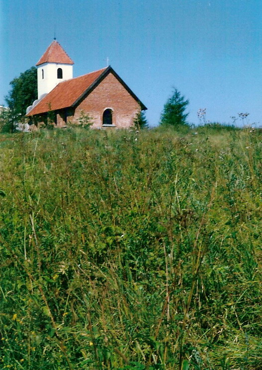 Kościółek w Dobie