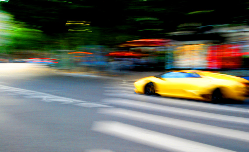 Mój ogrodnik po godzinach na Avenue Montaigne