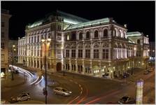 Vienna after working hours - Opera II