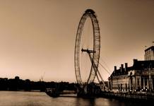 london eye b&w