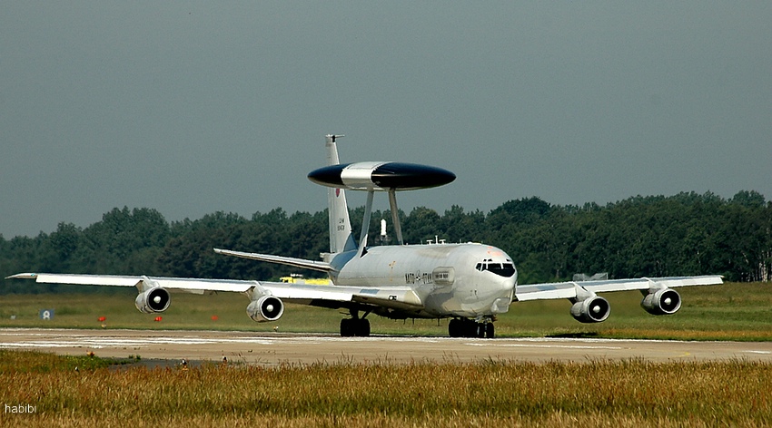 AWACS-latajacy radar