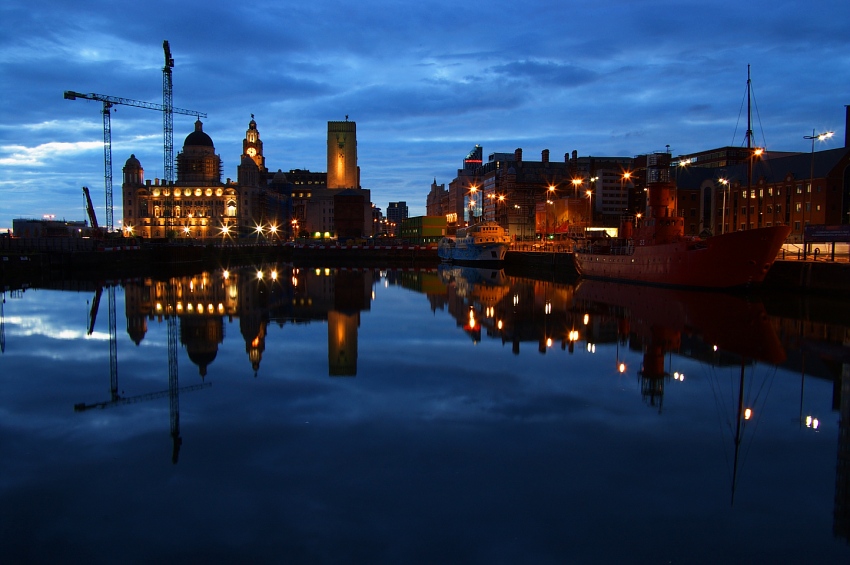 Liverpool nocą