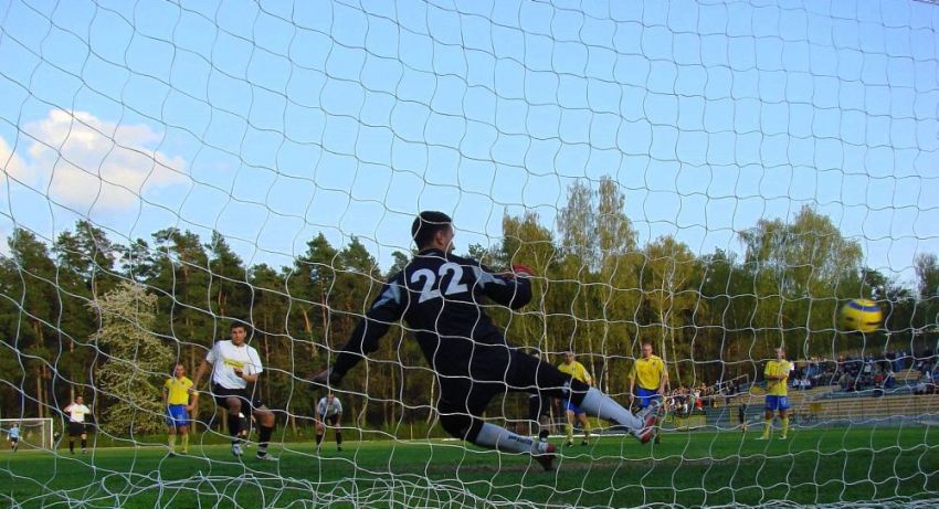 Penalty kick shot