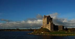 Dunguaire Castle