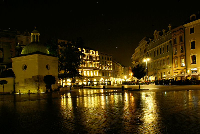 Kraków późną nocą