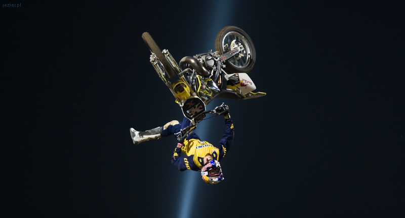 redbull x-fighters