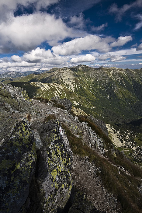 Słowackie Tatry-Kamieniami usłane