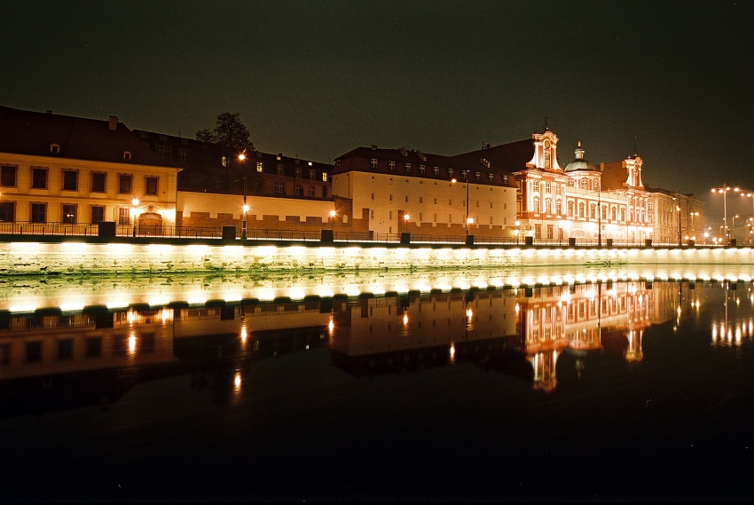 Wrocław by night