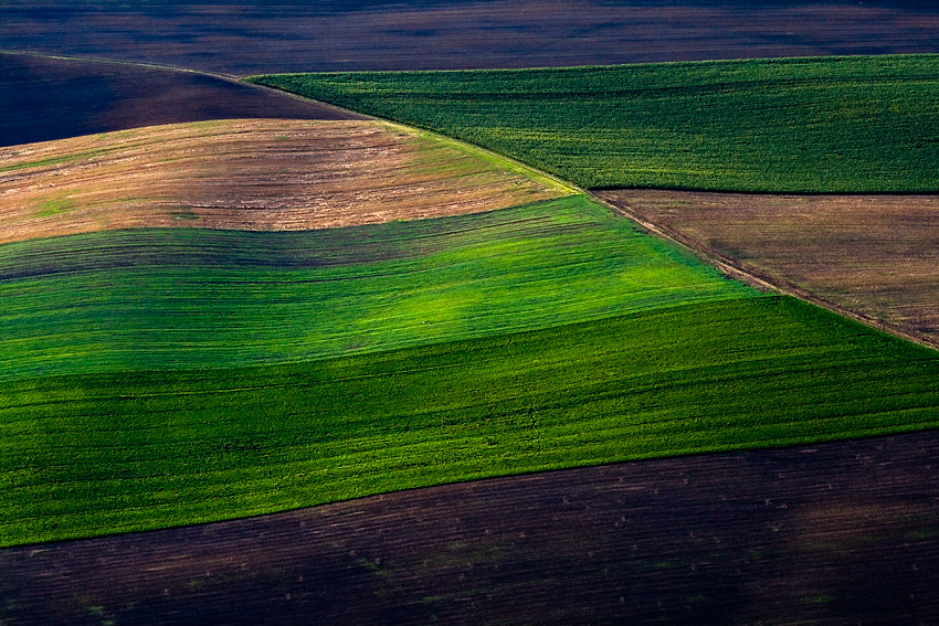 fala na łóżku wodnym