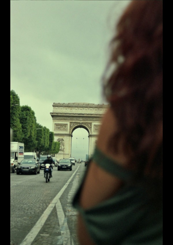 arc de triomphe z Laurą