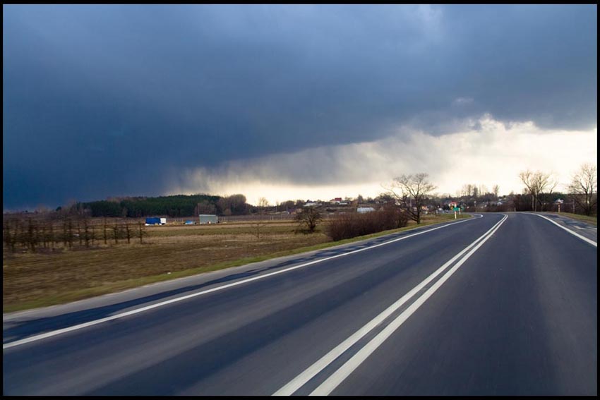 a droga długa jest