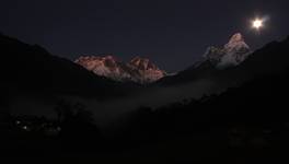 Mt Everest, Lothse i Amadablam