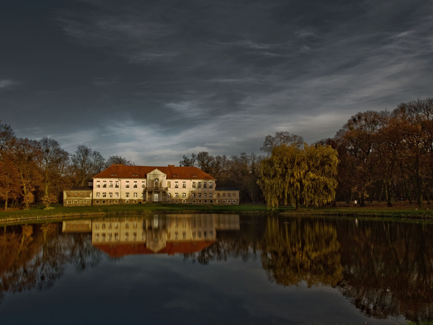 Pałacyk w Owińskach