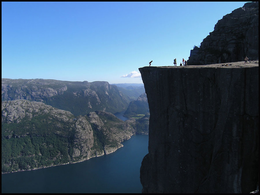 LYSEFJORD-PULPIT ROCK-Norwegia