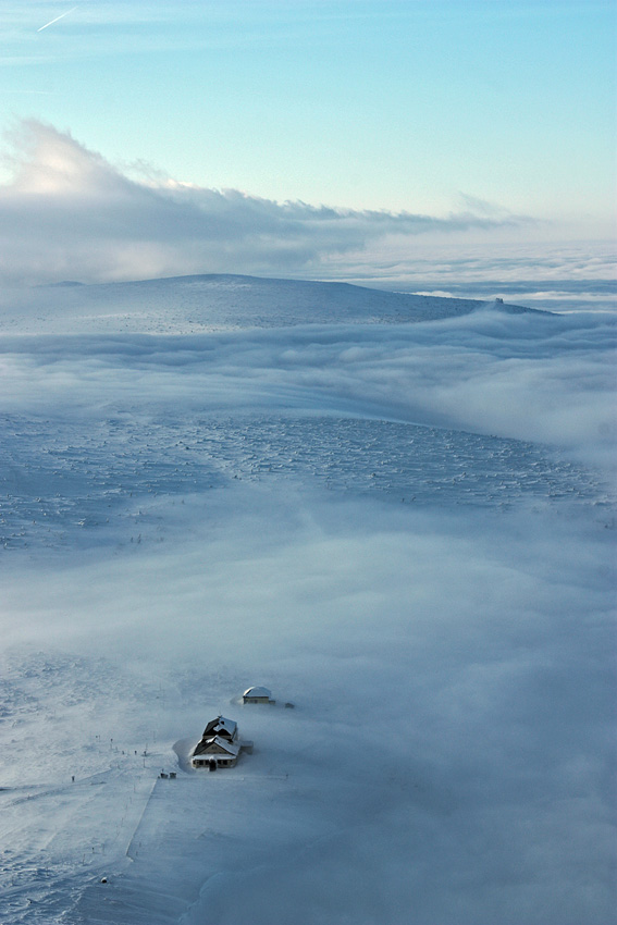 Karkonosze w chmurach